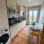 Apartment Sandy - Wifi, Ascensor, Vistas Al Mar,amplio Y Acogedor Laxe